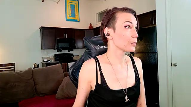 EveEnigma online show from 03-15-25, 03:59