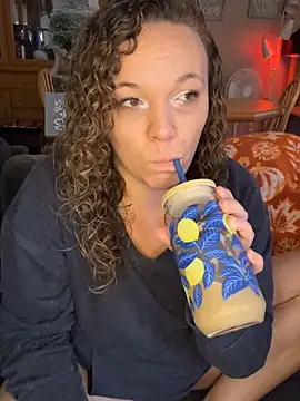 AuroraSummers online show from 10-14-25, 02:51