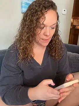 AuroraSummers online show from 02-09-26, 04:44