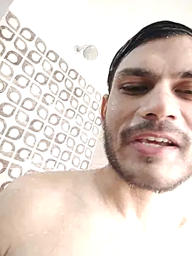 Snapshot of alex78265 chatting on 10-22-25, 06:13 alex78265 online show from 10-22-25, 06:13