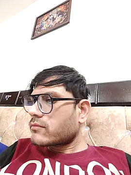 Snapshot of alex78265 chatting on 11-12-25, 03:34 alex78265 online show from 11-12-25, 03:34