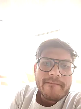 Snapshot of alex78265 chatting on 11-17-25, 01:28 alex78265 online show from 11-17-25, 01:28