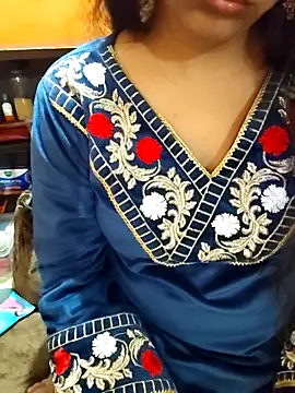 Snapshot of Diya_143 chatting on 02-03-26, 06:46 Diya 143 online show from 02-03-26, 06:46