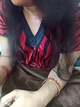 Snapshot of Diya_143 chatting on 02-05-26, 08:13 Diya 143 online show from 02-05-26, 08:13