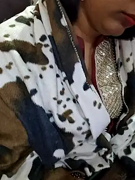 Snapshot of Diya_143 chatting on 02-08-26, 03:54 Diya 143 online show from 02-08-26, 03:54