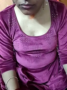 Snapshot of Diya_143 chatting on 02-26-26, 05:50 Diya 143 online show from 02-26-26, 05:50