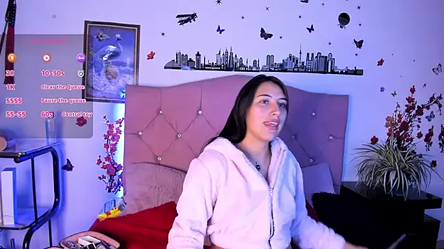 brenda moris01 online show from 09-18-25, 09:17