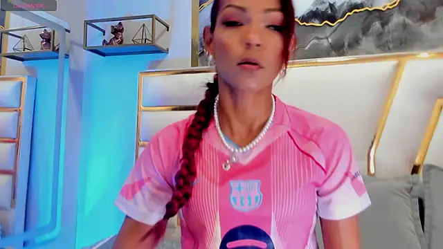 HannaPetit online show from 01-15-26, 06:55