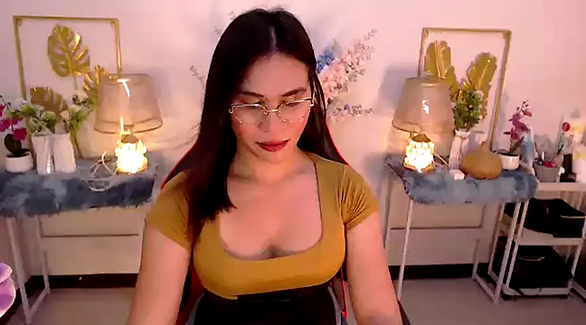 Snapshot of Asian_flabby chatting on 03-13-25, 04:45 Asian flabby online show from 03-13-25, 04:45