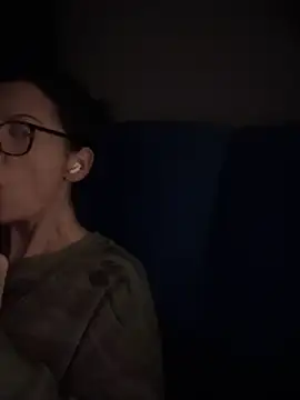 Snapshot of Fiona_Kent_ chatting on 01-04-25, 03:40 Fiona Kent online show from 01-04-25, 03:40