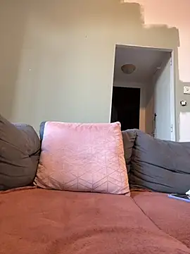 Daisy Michto Officiel online show from 10-06-25, 06:44