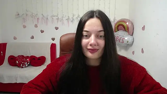 Snapshot of MilanaPrice chatting on 10-14-25, 05:30 MilanaPrice online show from 10-14-25, 05:30