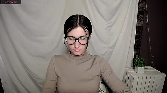 MaryEm976 online show from 12-06-24, 11:54