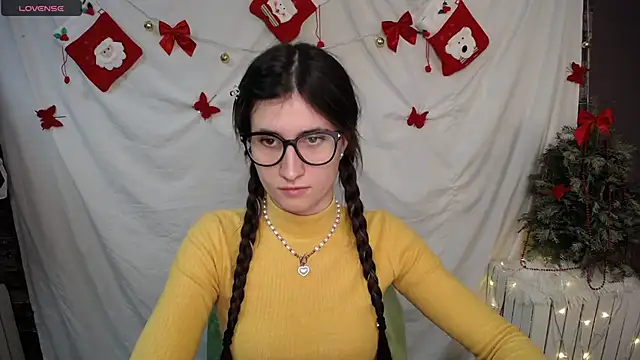 MaryEm976 online show from 12-14-24, 12:44