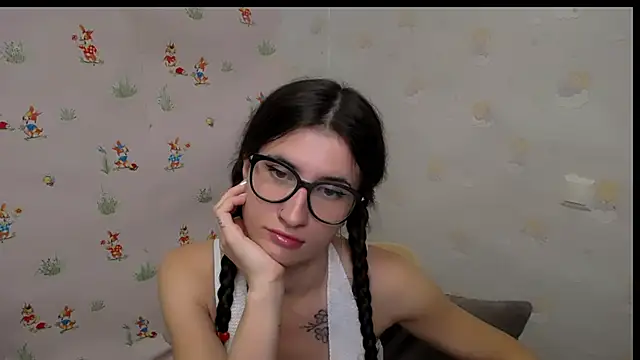 MaryEm976 online show from 10-24-25, 09:06