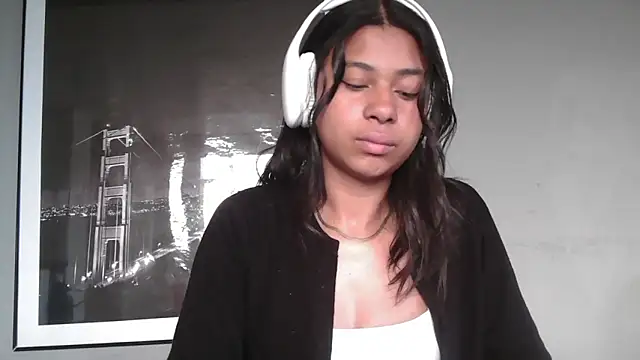 dark enchantress  online show from 02-07-26, 10:57