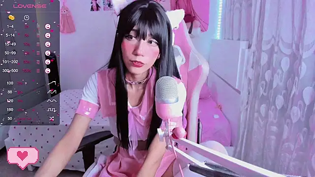 mia kawaii05 online show from 01-31-25, 11:03