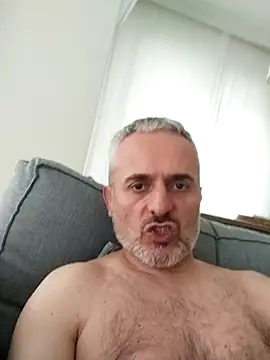 Snapshot of pussylove39 chatting on 03-31-26, 03:34 pussylove39 online show from 03-31-26, 03:34