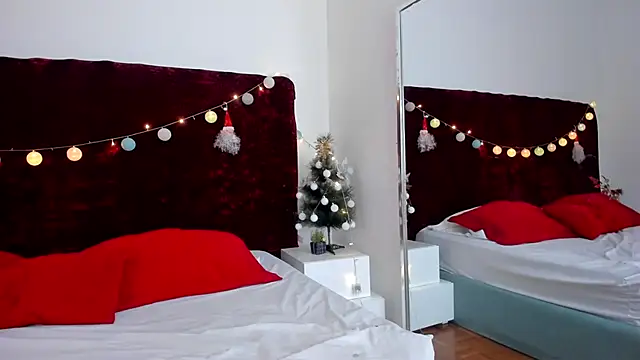marianaaguii online show from 12-12-24, 12:55