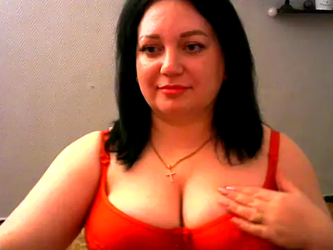 Snapshot of AmanaGi chatting on 02-05-25, 04:47 AmanaGi online show from 02-05-25, 04:47