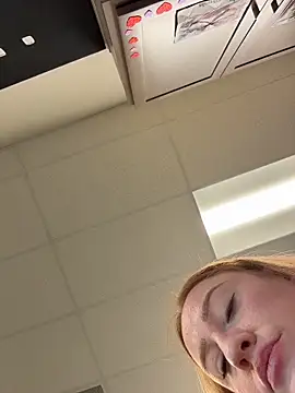 Snapshot of cinnatitties chatting on 11-03-25, 05:47 cinnatitties online show from 11-03-25, 05:47