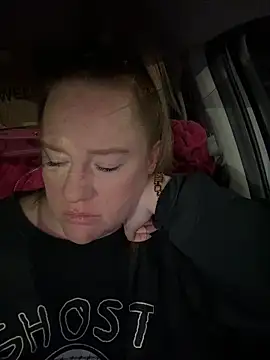 Snapshot of cinnatitties chatting on 11-05-25, 06:57 cinnatitties online show from 11-05-25, 06:57