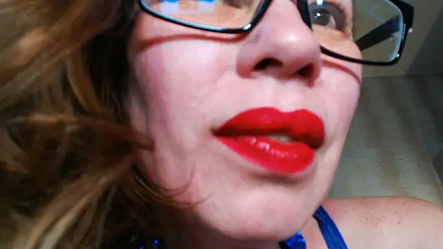 Snapshot of GreatRedHead1 chatting on 02-09-26, 04:11 GreatRedHead1 online show from 02-09-26, 04:11