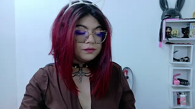 Catwhite  online show from 01-28-25, 12:32
