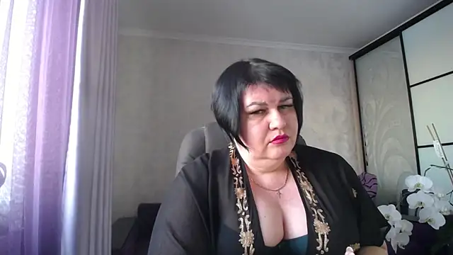 JuicyLady Di online show from 02-18-25, 02:16