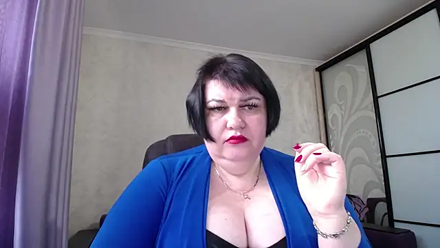 JuicyLady Di online show from 11-01-25, 05:31