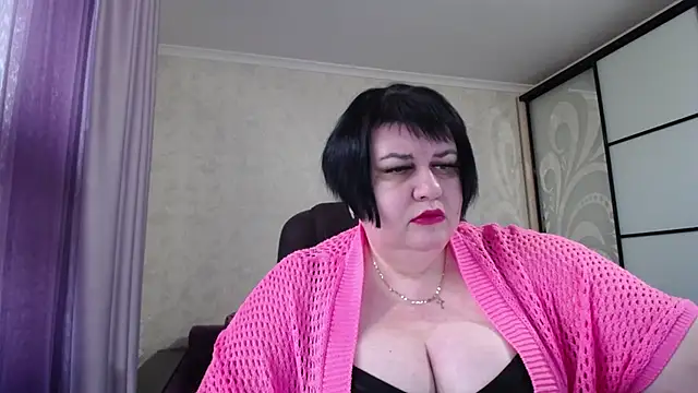 JuicyLady Di online show from 11-18-25, 11:36