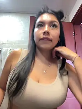 Abby-Sophia online show from 01-10-25, 07:43