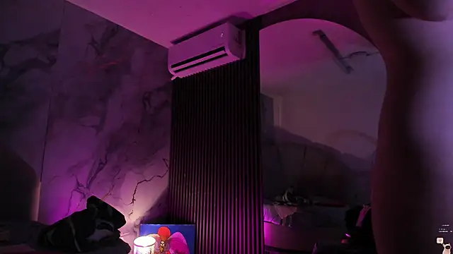 Katemoss70 online show from 02-11-26, 12:43