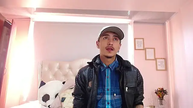ryan maxy online show from 02-09-25, 01:25