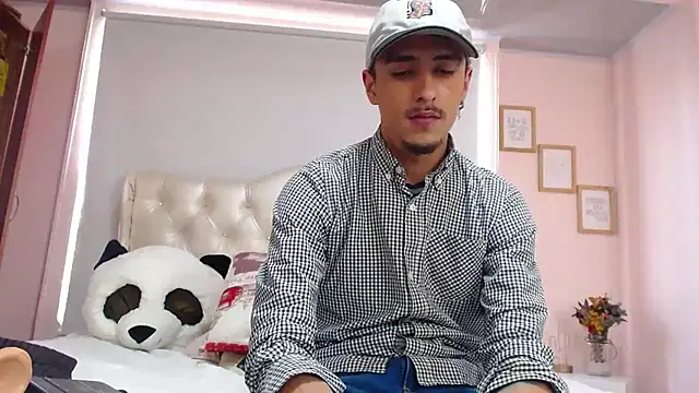 ryan maxy online show from 02-10-25, 07:28