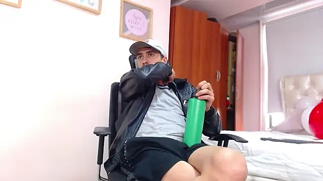 ryan maxy online show from 02-15-25, 06:33