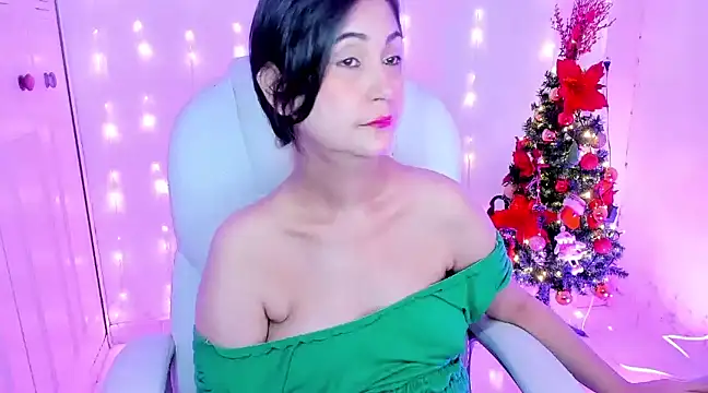 Snapshot of danielahot66 chatting on 12-08-24, 08:41 danielahot66 online show from 12-08-24, 08:41