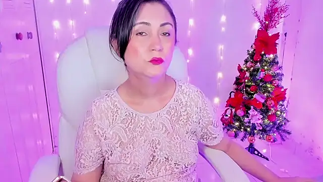 Snapshot of danielahot66 chatting on 12-24-24, 06:22 danielahot66 online show from 12-24-24, 06:22