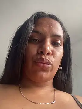 ArielleMillerr online show from 03-04-25, 08:38