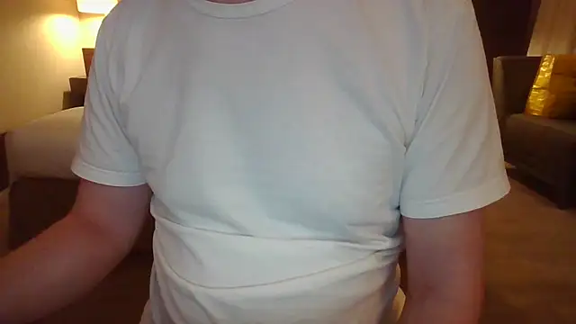 Snapshot of alessexxx24 chatting on 02-05-25, 09:18 alessexxx24 online show from 02-05-25, 09:18