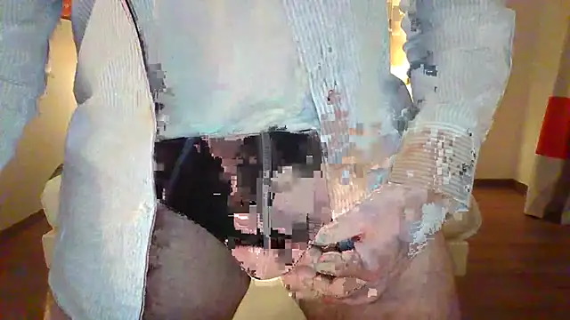 Snapshot of alessexxx24 chatting on 02-17-25, 07:53 alessexxx24 online show from 02-17-25, 07:53