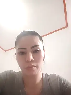 Snapshot of PrettyIrish69 chatting on 11-22-25, 05:28 PrettyIrish69 online show from 11-22-25, 05:28