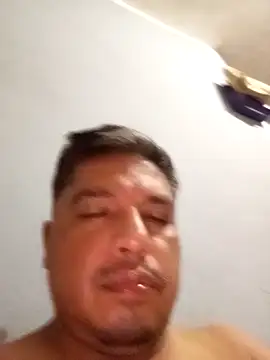 Snapshot of Vulckano43 chatting on 11-01-25, 07:54 Vulckano43 online show from 11-01-25, 07:54