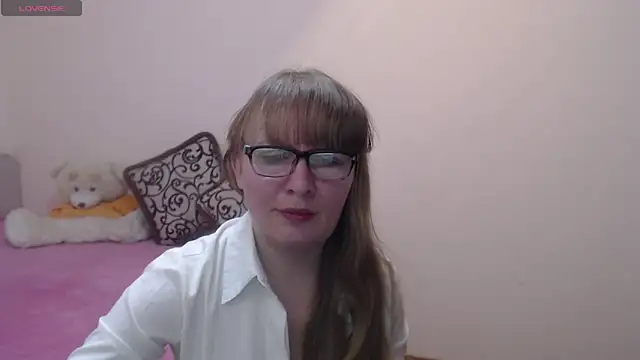 MargotLot online show from 03-16-25, 05:25