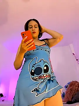 Snapshot of Nanybaker95 chatting on 10-18-25, 04:59 Nanybaker95 online show from 10-18-25, 04:59