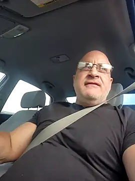 Snapshot of DigiSpankz chatting on 10-22-25, 02:28 DigiSpankz online show from 10-22-25, 02:28