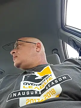 Snapshot of DigiSpankz chatting on 10-25-25, 02:56 DigiSpankz online show from 10-25-25, 02:56