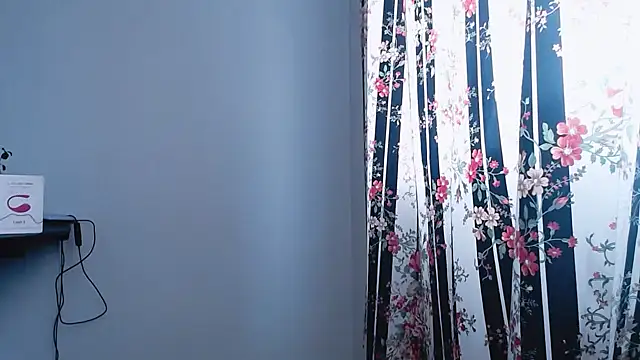 Cocain Atenea online show from 11-18-25, 07:29