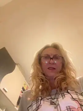 adella13 online show from 01-21-25, 05:20