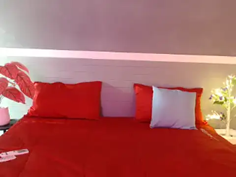 Snapshot of Jennythai123 chatting on 09-19-25, 08:27 Jennythai123 online show from 09-19-25, 08:27